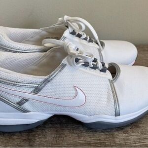 Nike Womens golf shoes - size 8